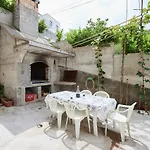 Cutan * Trogir