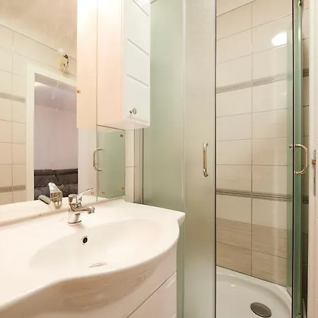 Cutan * Τρογκίρ