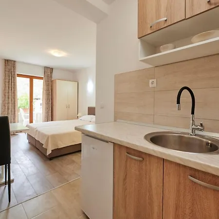 Cutan Apartman Trogir