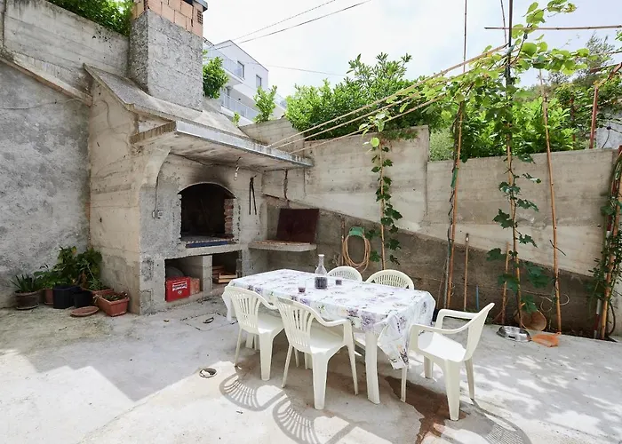 Cutan * Trogir